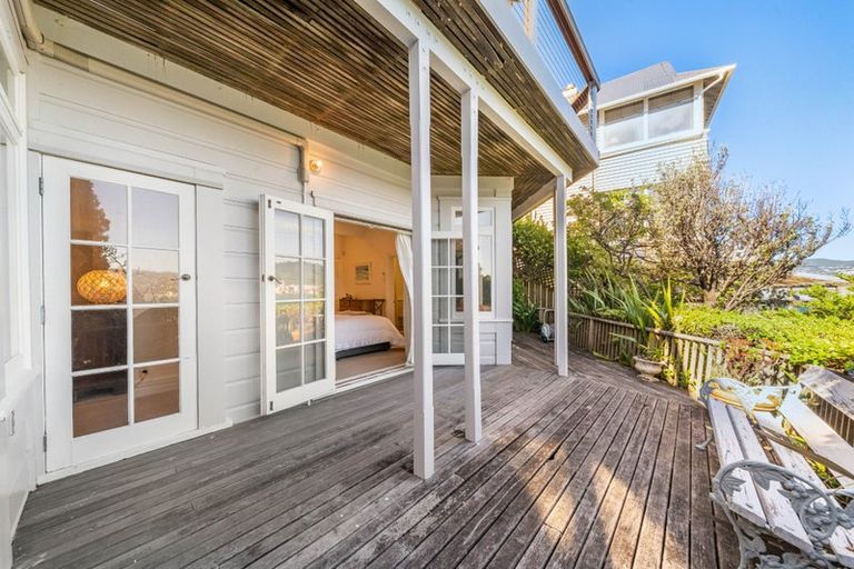 Photo of property in 9 Maida Vale Road, Roseneath, Wellington, 6011