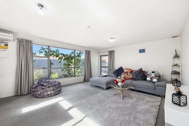 Photo of property in 2/59 Gardiners Road, Bishopdale, Christchurch, 8051
