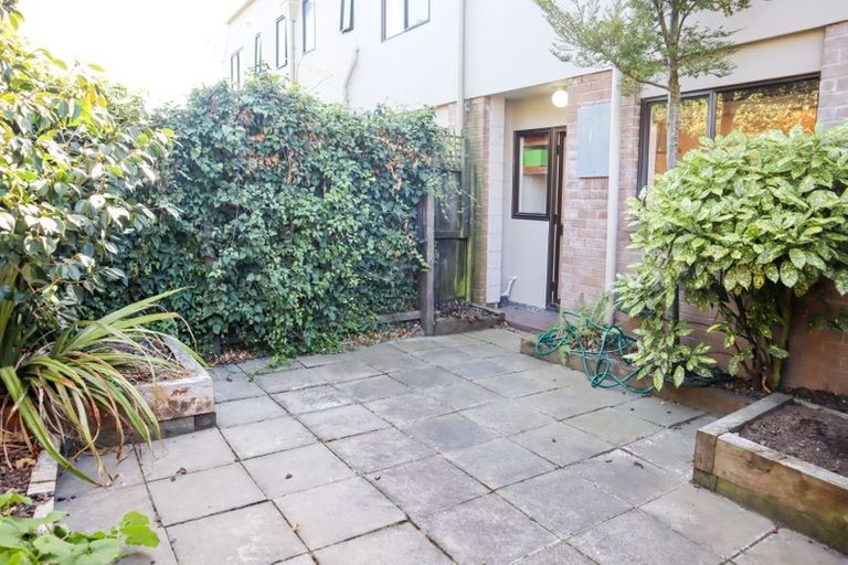 Photo of property in 3/2 Canon Street, St Albans, Christchurch, 8014