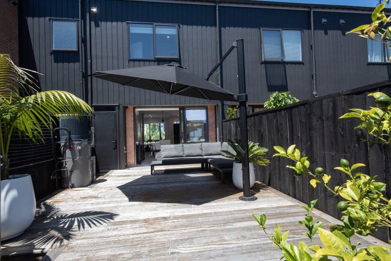 Photo of property in 82 Clark Road, Hobsonville, Auckland, 0616
