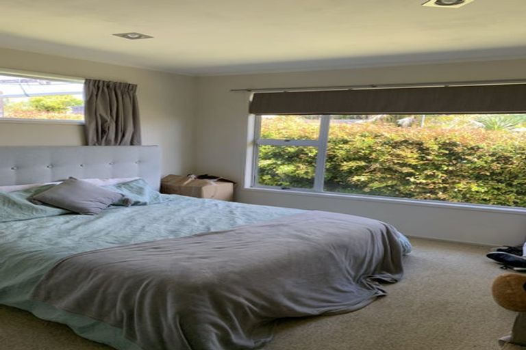 Photo of property in 18 Scott Road, Stanmore Bay, Whangaparaoa, 0932