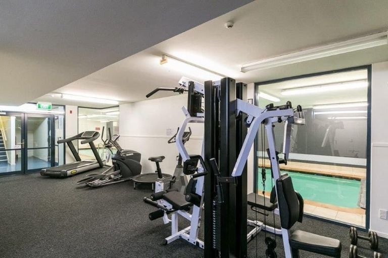 Photo of property in Luxford Villas, 110/72 Herald Street, Berhampore, Wellington, 6023