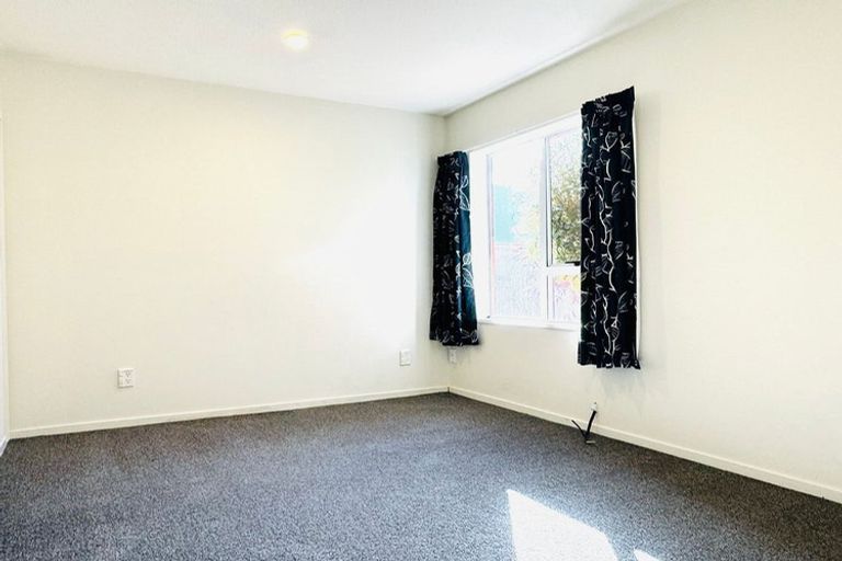 Photo of property in 8 Thornlea Place, Halswell, Christchurch, 8025