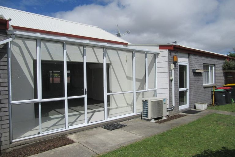 Photo of property in 2/54 Tilford Street, Woolston, Christchurch, 8062