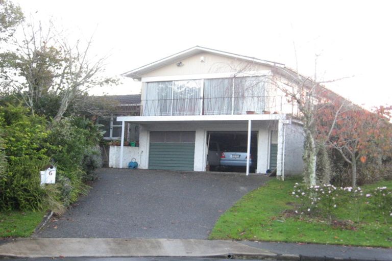 Photo of property in 6 Jill Place, Hillpark, Auckland, 2102
