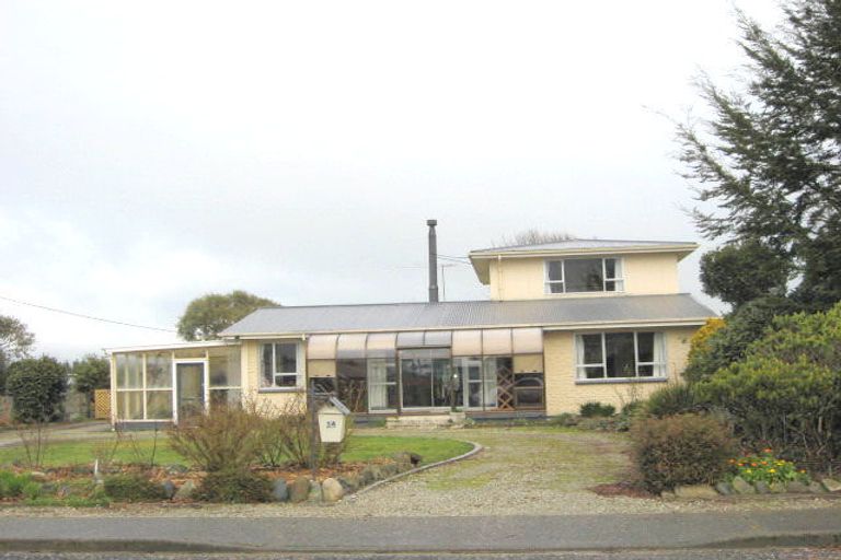 Photo of property in 14 Turner Street, Edendale, 9825