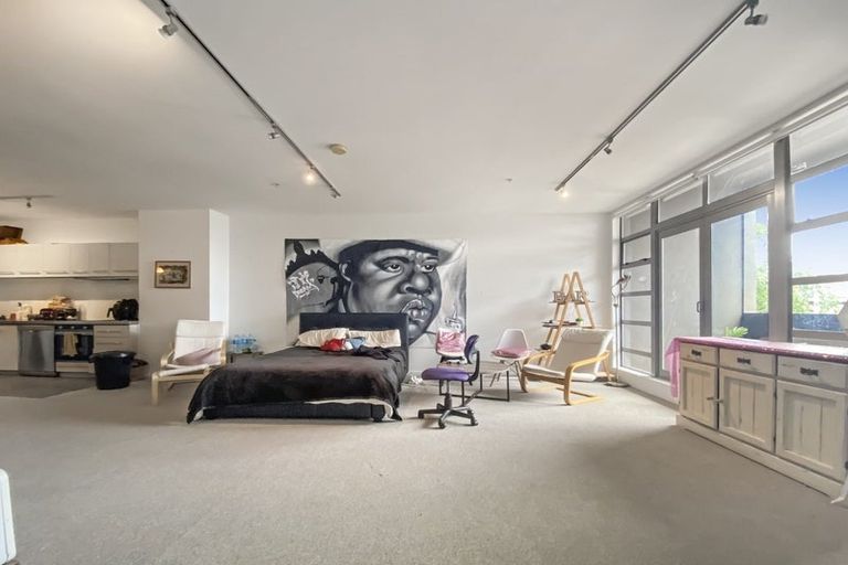 Photo of property in Vespa Apartments, 407/20 Hanson Street, Mount Cook, Wellington, 6021