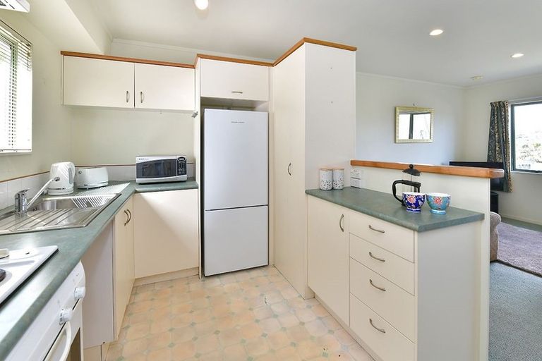 Photo of property in 12a Delshaw Avenue, Stanmore Bay, Whangaparaoa, 0932