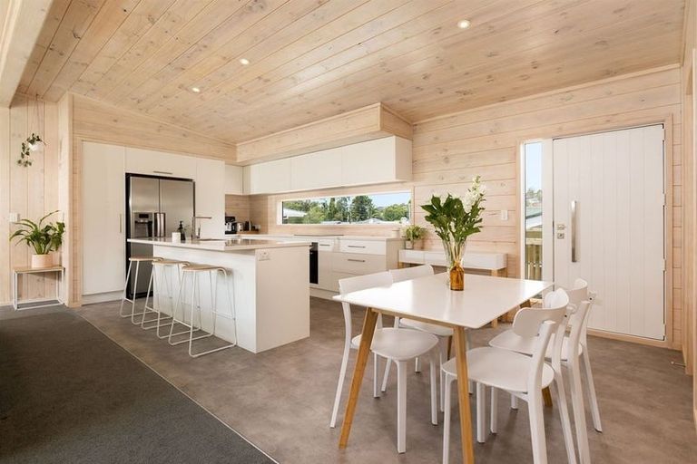 Photo of property in 7b Sharyn Place, Brookfield, Tauranga, 3110