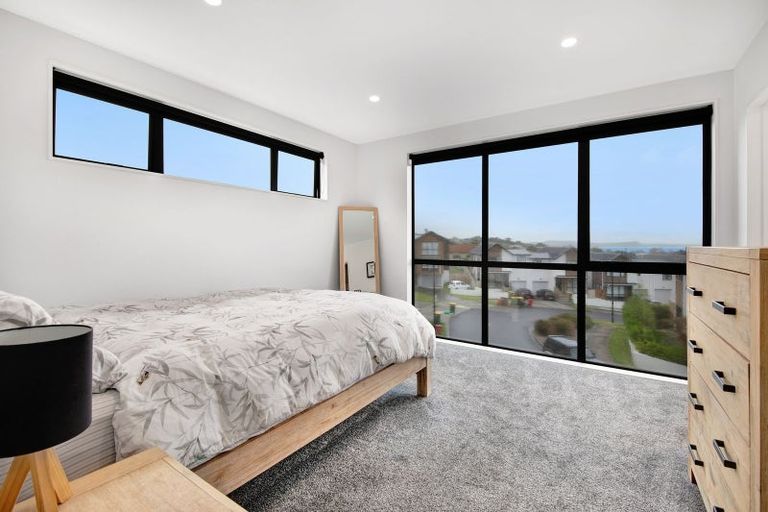 Photo of property in 46 Seafarer Crescent, Stanmore Bay, Whangaparaoa, 0932