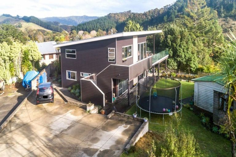 Photo of property in 125 Chevron Crescent, Whangamata, 3620