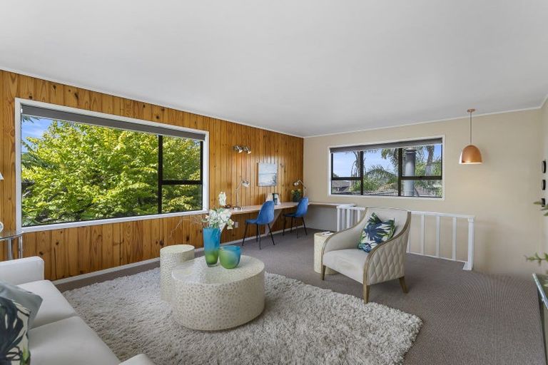 Photo of property in 3 Fielding Crescent, Farm Cove, Auckland, 2012