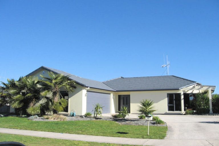 Photo of property in 23 Lavenham Place, Rototuna North, Hamilton, 3210