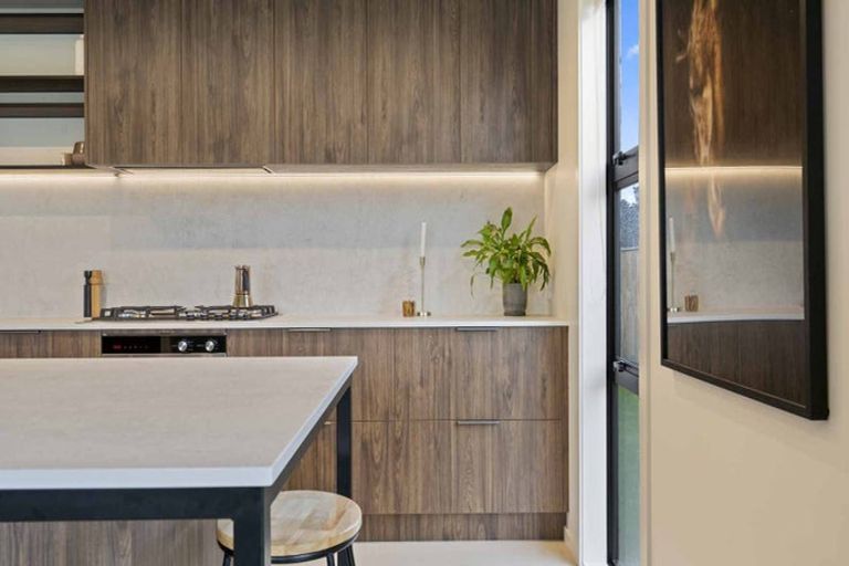 Photo of property in 8 Mooring Way, One Tree Point, 0118