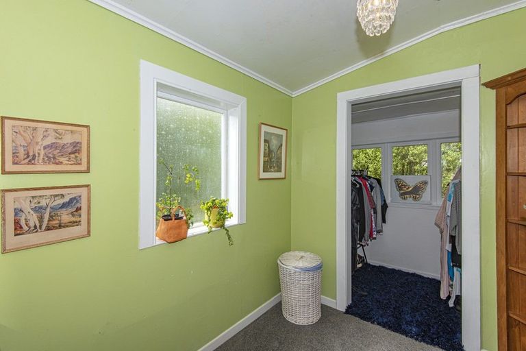 Photo of property in 16 George Street, Hikurangi, 0114