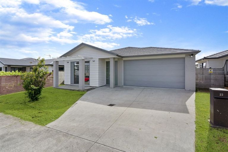 Photo of property in 23 Hollowout Street, Takanini, 2112