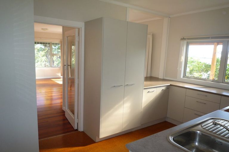 Photo of property in 44 Rawhiti Road, Manly, Whangaparaoa, 0930