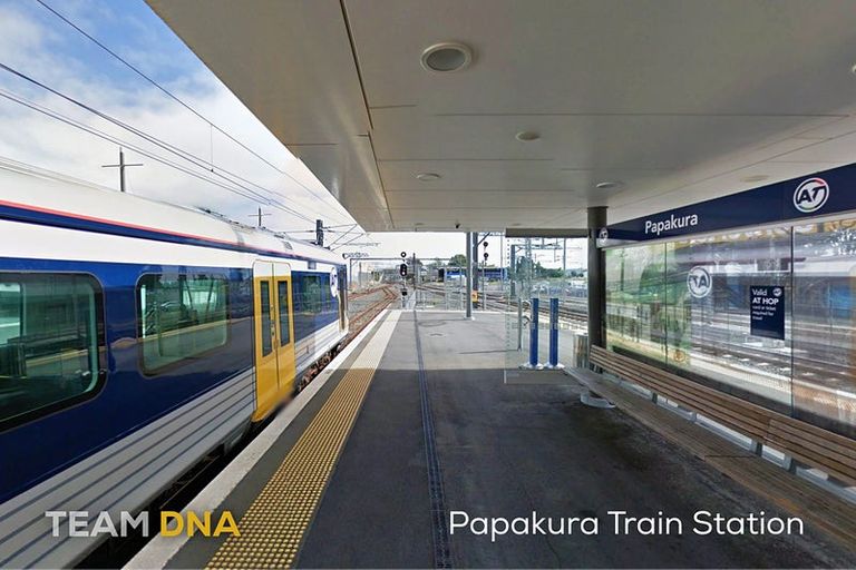 Photo of property in 5b Poruru Close, Papakura, 2110