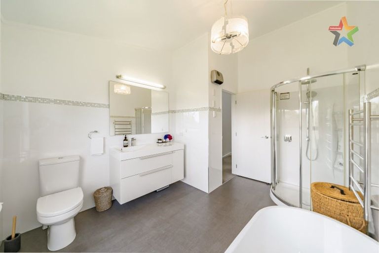 Photo of property in 13 Wilson Grove, Normandale, Lower Hutt, 5010