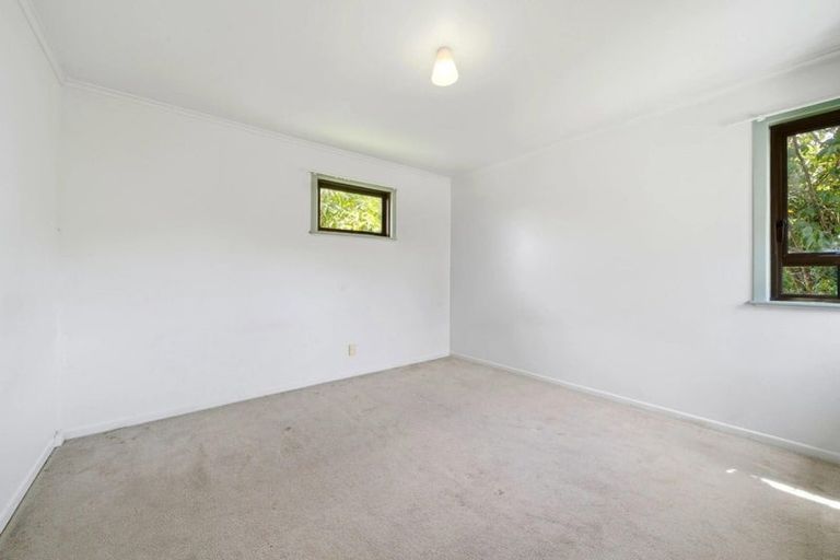 Photo of property in 107 Sunrise Avenue, Murrays Bay, Auckland, 0630