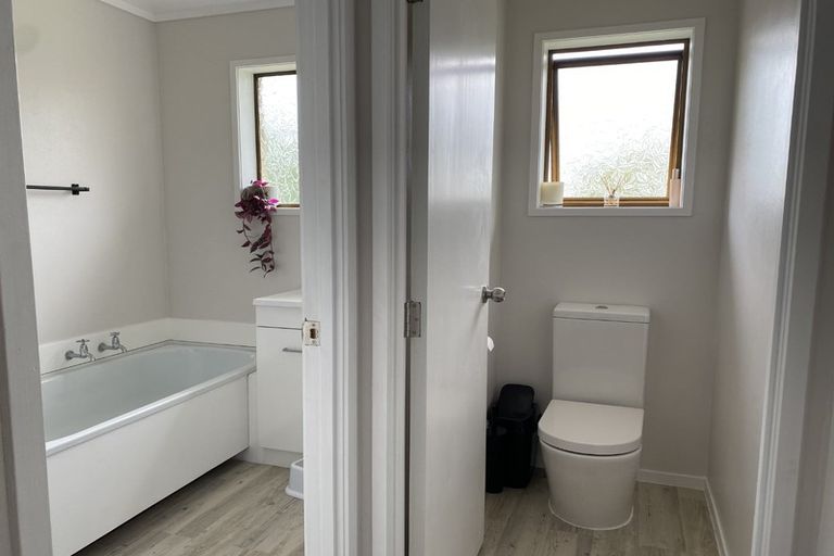 Photo of property in 1/10 Fortunes Road, Half Moon Bay, Auckland, 2012