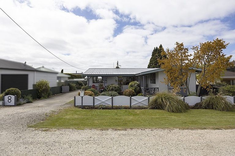 Photo of property in 8 Airedale Road, Weston, Oamaru, 9401