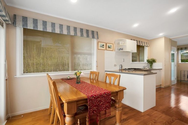 Photo of property in 9a Matata Street, Blockhouse Bay, Auckland, 0600