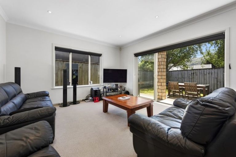 Photo of property in 2a Field Street, Silverstream, Upper Hutt, 5019