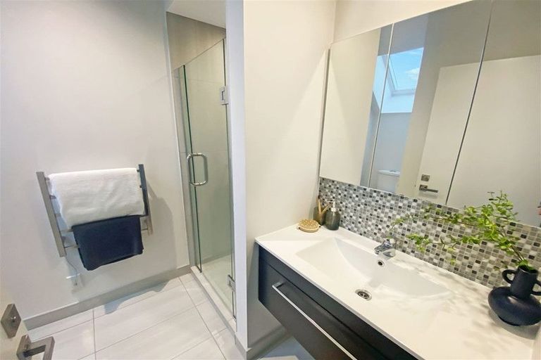 Photo of property in 1036a Colombo Street, St Albans, Christchurch, 8014