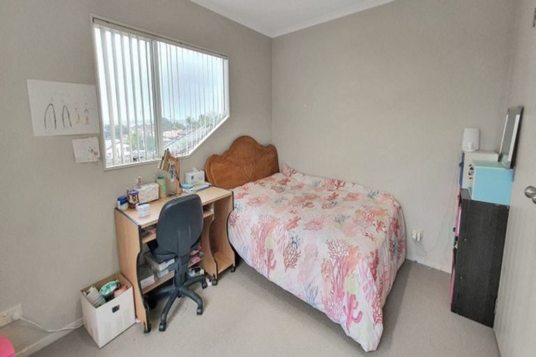 Photo of property in 122c Alfriston Road, Manurewa, Auckland, 2105