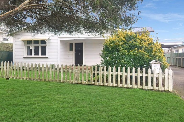 Photo of property in 42 Koromiko Road, Gonville, Whanganui, 4501