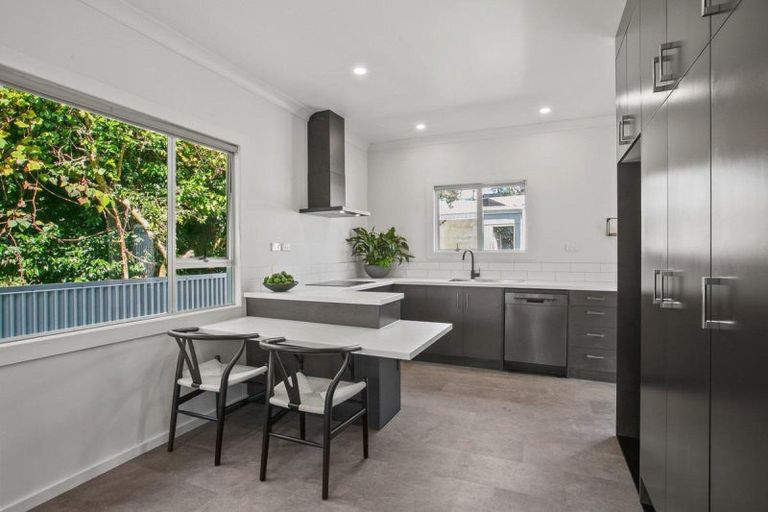 Photo of property in 48 Lorna Street, Lynmouth, New Plymouth, 4310