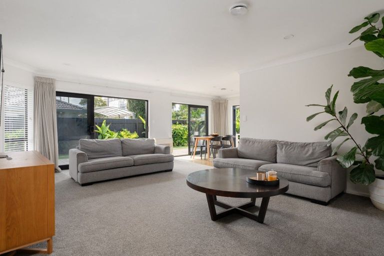 Photo of property in 10 Oleander Lane, Mount Maunganui, 3116