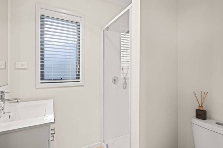 Photo of property in 11 Ponga Place, Papamoa Beach, Papamoa, 3118