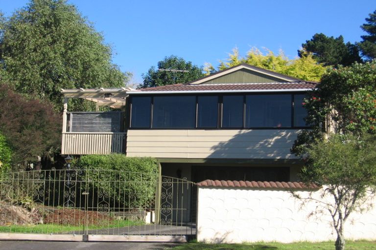 Photo of property in 18 Coey Place, Glen Eden, Auckland, 0602