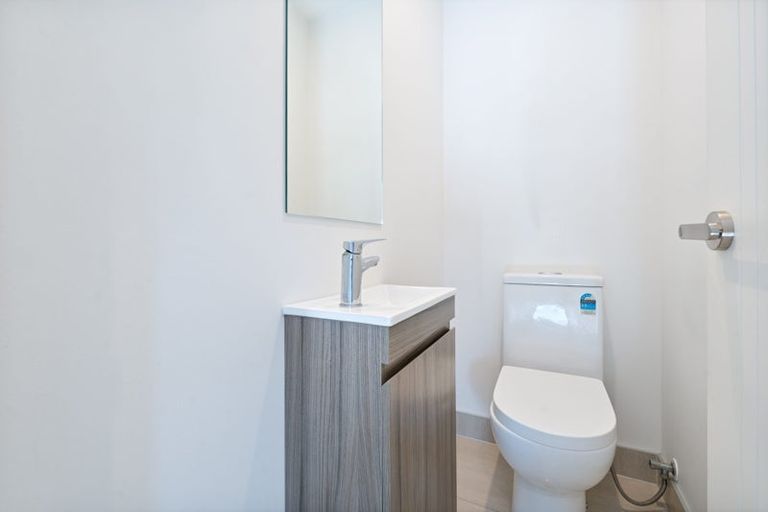 Photo of property in 46 Turret Lane, Hobsonville, Auckland, 0616