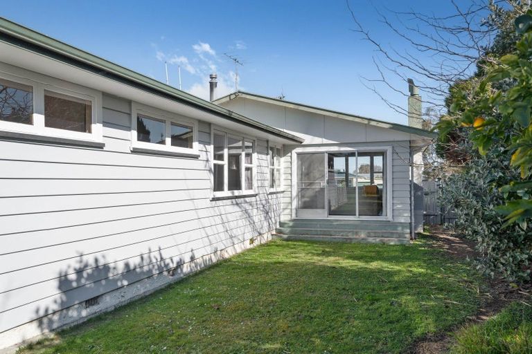 Photo of property in 21 Seddon Street, Carterton, 5713