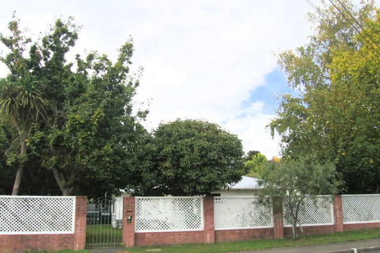 Photo of property in 12 Kashmir Avenue, Clouston Park, Upper Hutt, 5018