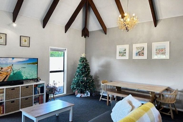 Photo of property in 31a Larch Place, Casebrook, Christchurch, 8051