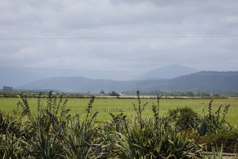 Photo of property in 32 Greyhound Road, Arahura Valley, Hokitika, 7882