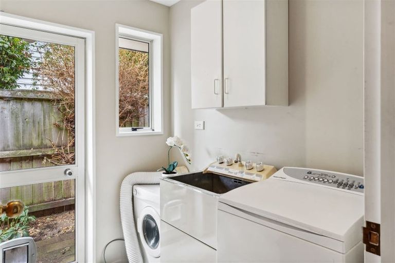 Photo of property in 11 Kotare Street, Fendalton, Christchurch, 8041