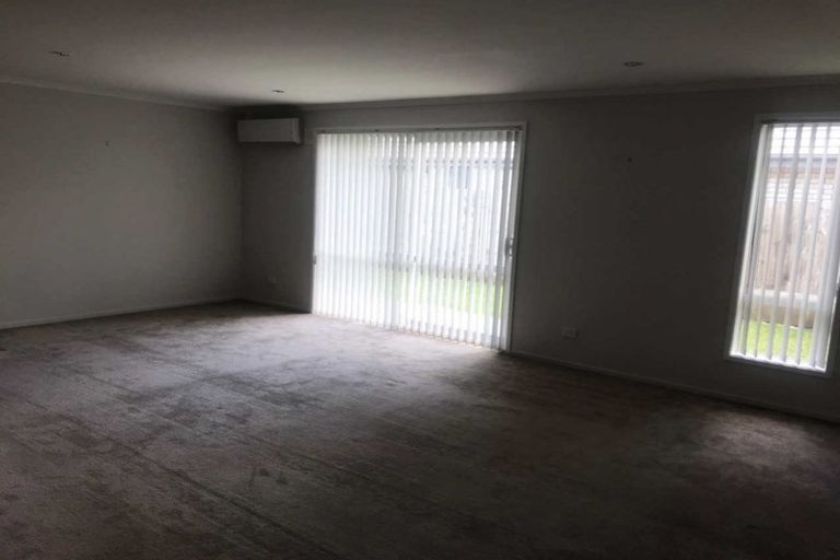 Photo of property in 17 Lamborn Drive, Papakura, 2110