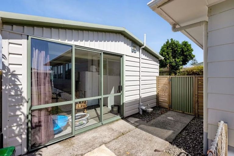Photo of property in 3 Veronica Place, Bell Block, New Plymouth, 4312