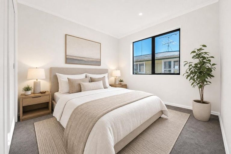 Photo of property in 76a Ennis Avenue, Pakuranga Heights, Auckland, 2010