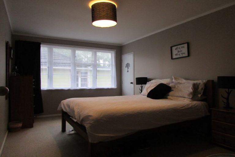 Photo of property in 33 Prouse Crescent, Naenae, Lower Hutt, 5011