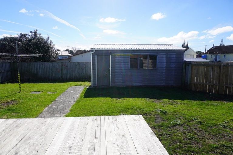 Photo of property in 18 Swiss Avenue, Gonville, Whanganui, 4501