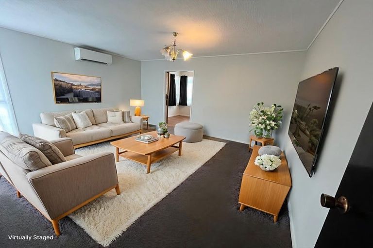 Photo of property in 1/60 Diorella Drive, Clover Park, Auckland, 2019