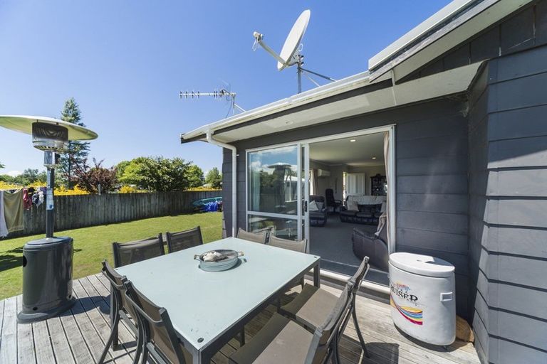 Photo of property in 6 Ngahana Place, Turangi, 3334
