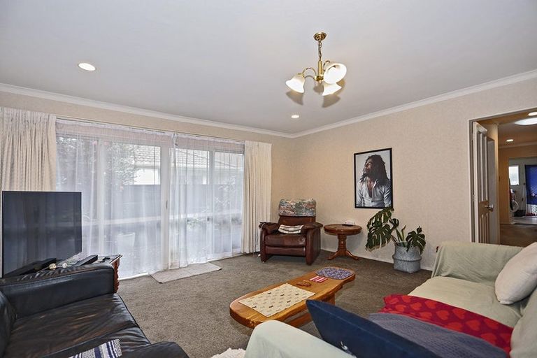 Photo of property in 63 Ngatai Road, Otumoetai, Tauranga, 3110