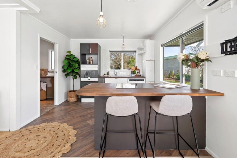 Photo of property in 106 Brandon Street, Featherston, 5710